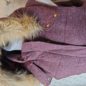 Banana Republic Maroon Herringbone Puffer Lined Vest with Faux Fur Hood. Size M